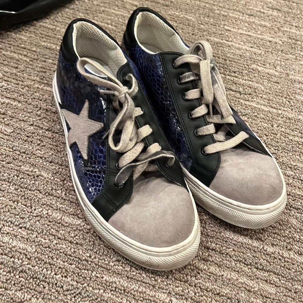 Dylan skye sneakers